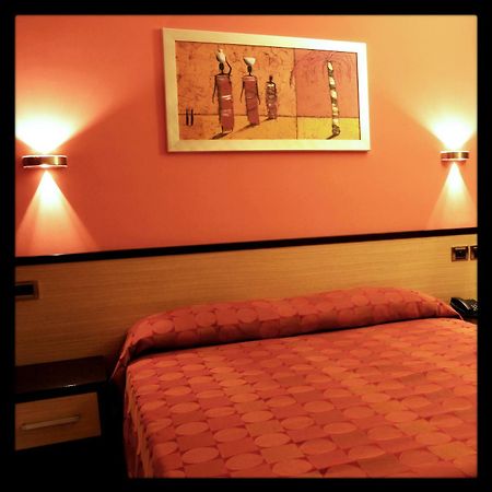 Hotel Cristina Rocca San Giovanni Exteriér fotografie