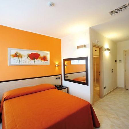 Hotel Cristina Rocca San Giovanni Exteriér fotografie